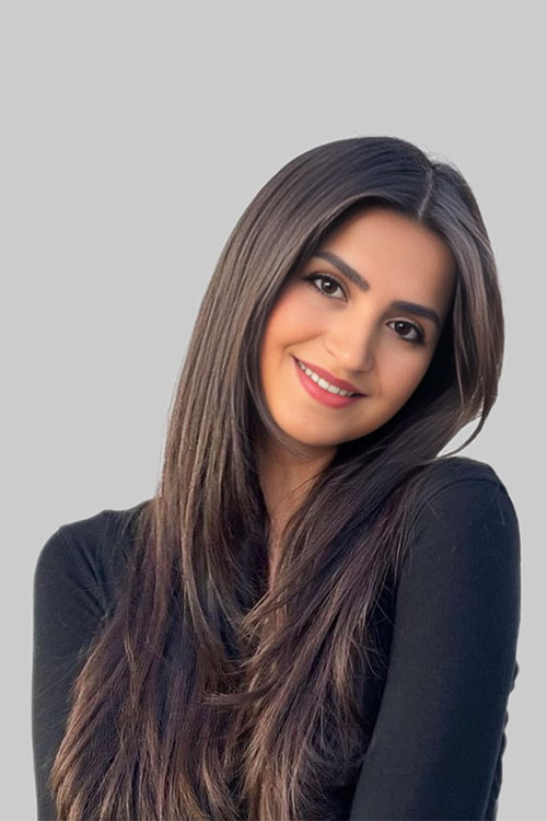 منیره باقرپور